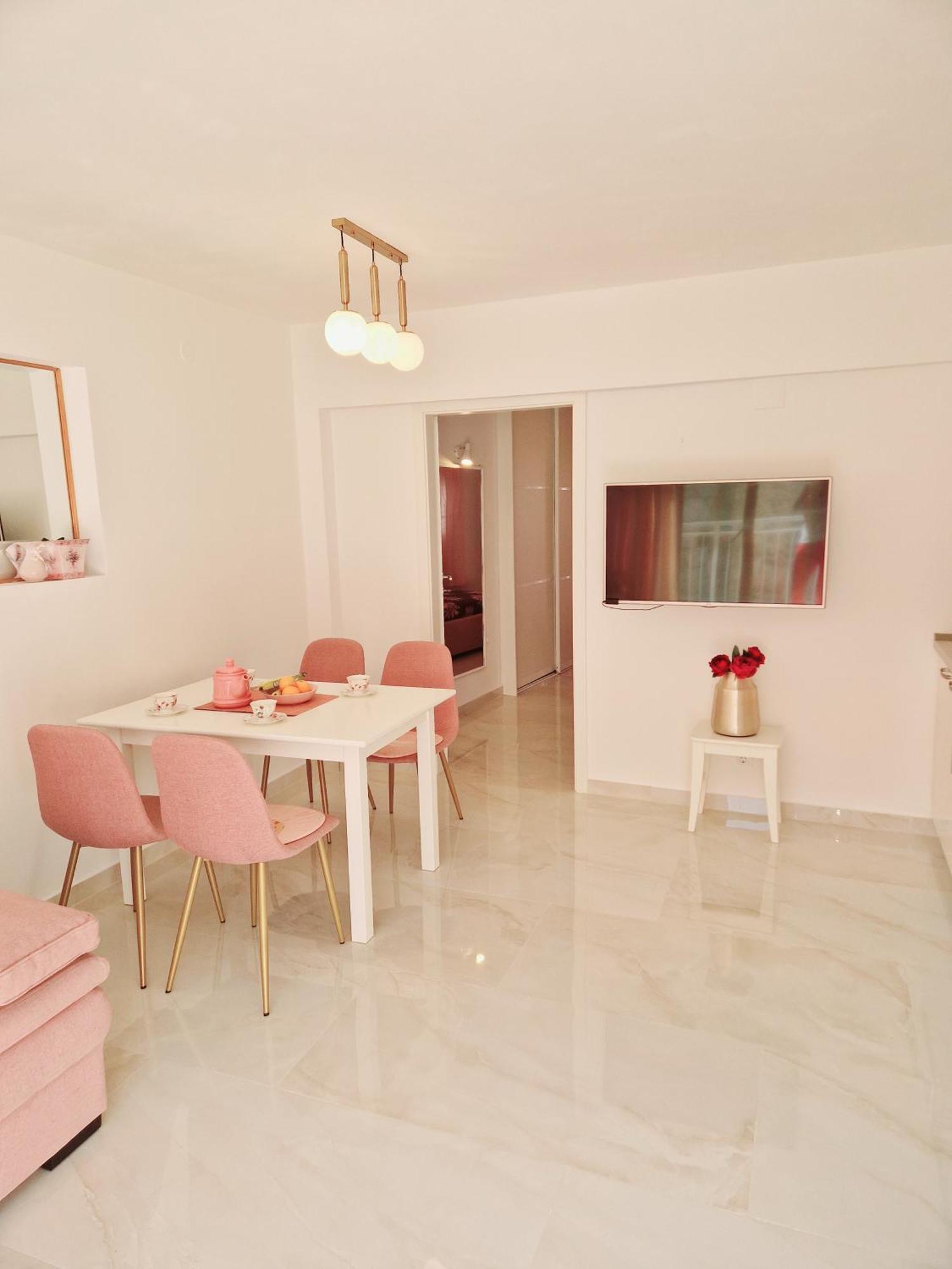 Aparthotel Marina Primošten Oda fotoğraf